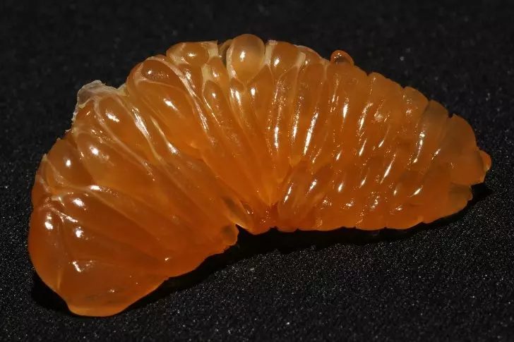 21張讓你「比看網美直播更興奮」的去皮後水果照 「去皮草莓」真的是OMG!