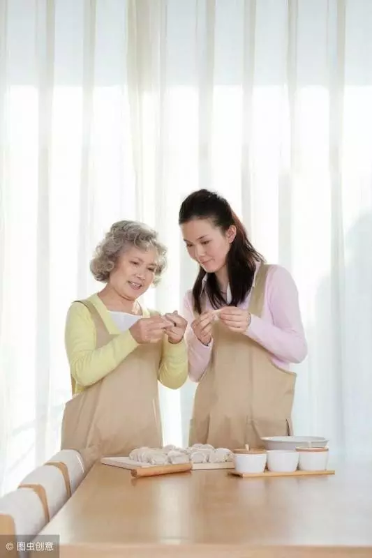 婆婆,你也有女兒,像疼她一樣疼我不行嗎?