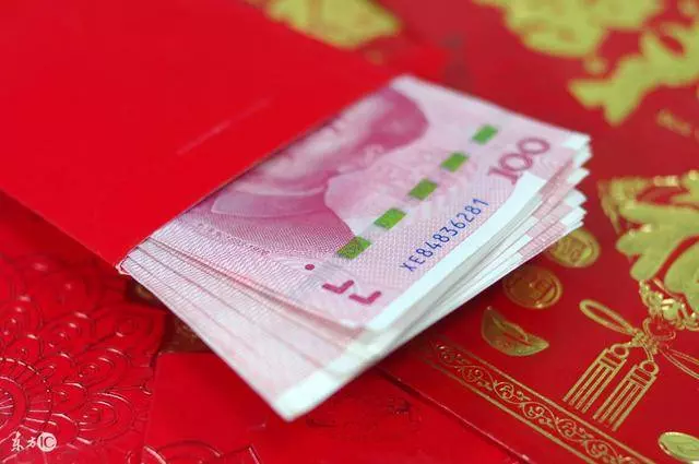 大姑姐結婚我給5000,我結婚她只回300,她的解釋讓我羞愧難當