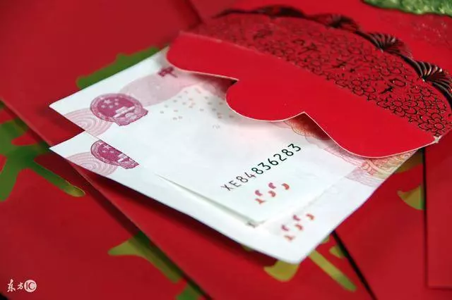 大姑姐結婚我給5000,我結婚她只回300,她的解釋讓我羞愧難當