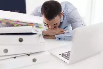 熬夜是慢性自殺,沒有僥倖,看完這些人的經歷你就知道了