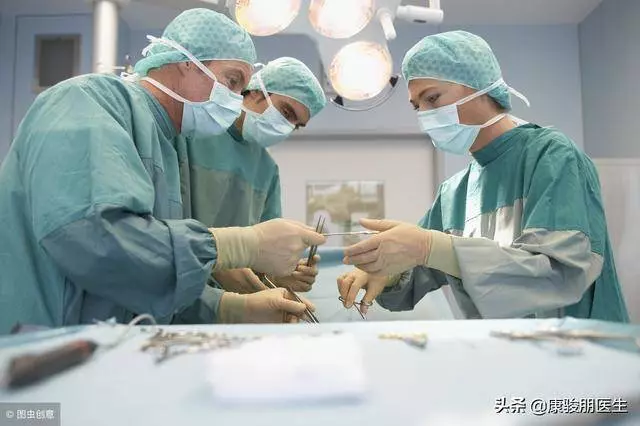 36歲男子牙疼難忍,搶救後心梗離世,醫生提醒:警惕身體4處疼痛