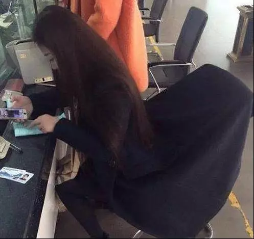 老婆的好姐妹說要過來一起洗澡,老婆讓她等我出差再來,感覺哪裡不對啊!