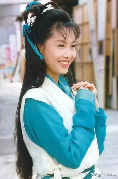 90年代港片中的天然古裝美女,真的太好看!