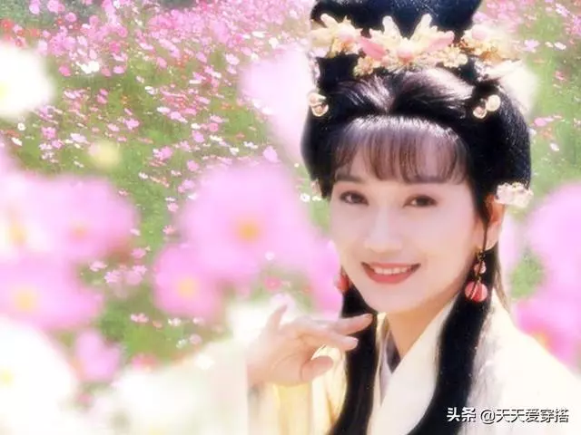 90年代港片中的天然古裝美女,真的太好看!