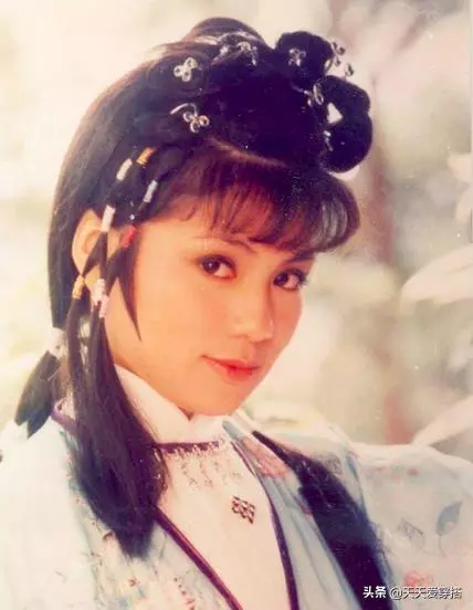 90年代港片中的天然古裝美女,真的太好看!