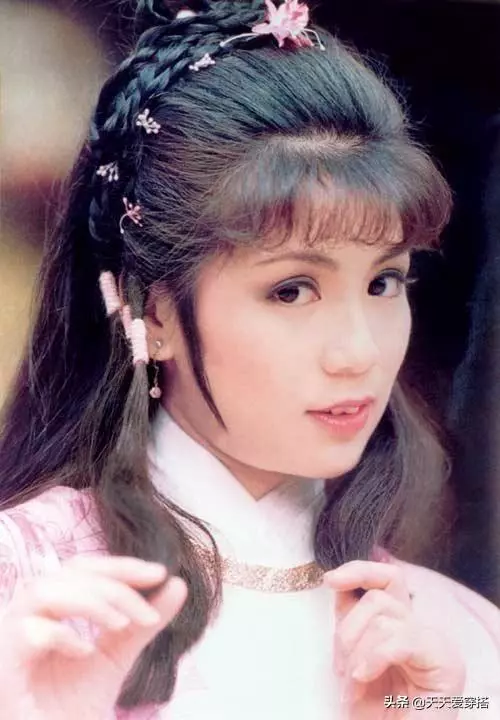 90年代港片中的天然古裝美女,真的太好看!