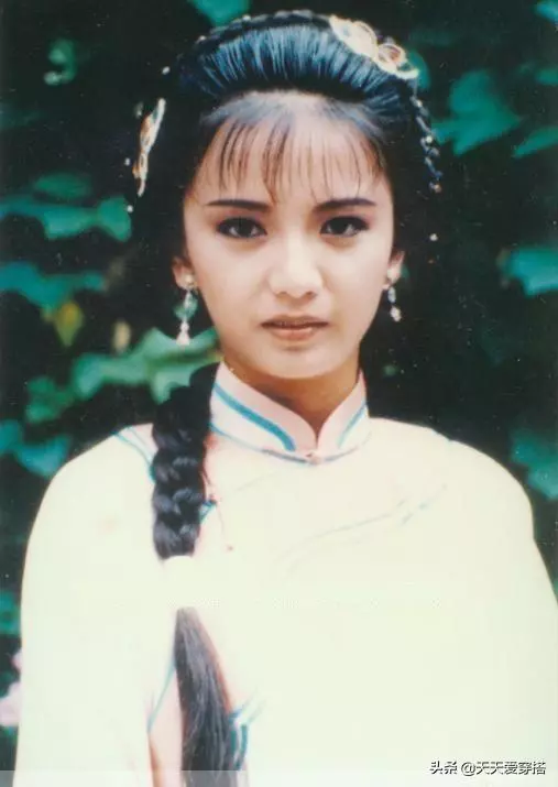 90年代港片中的天然古裝美女,真的太好看!