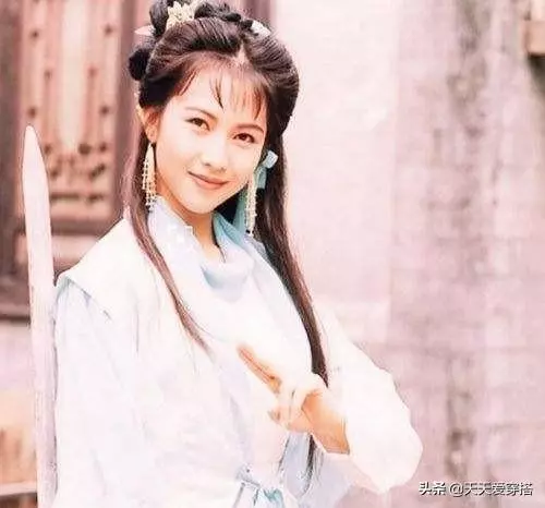 90年代港片中的天然古裝美女,真的太好看!
