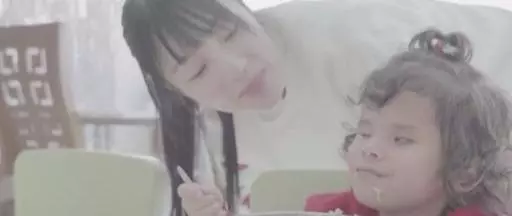李小璐微博公開了一段視頻,獲得網友一致的好評!