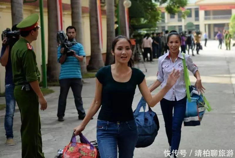 越南華人掀起「回國熱」,上萬華人湧入國內,他們發生了什麼?