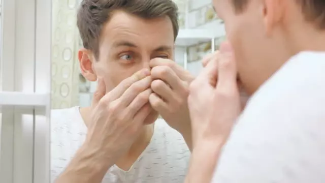 【睡醒頭痛因為這個Problem!!】早上起床發現自己有這4個大問題, 證明疾病離你不遠了!
