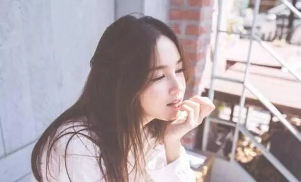 孩子越長越不像老公,老公非親子鑑定,結果出來,老公扇婆婆耳光