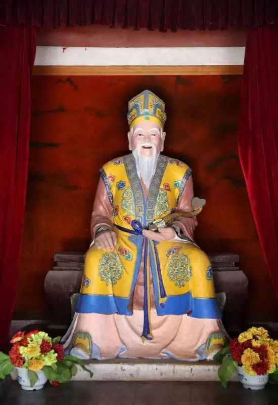 今日2019年度大吉日,8大生肖請接財。