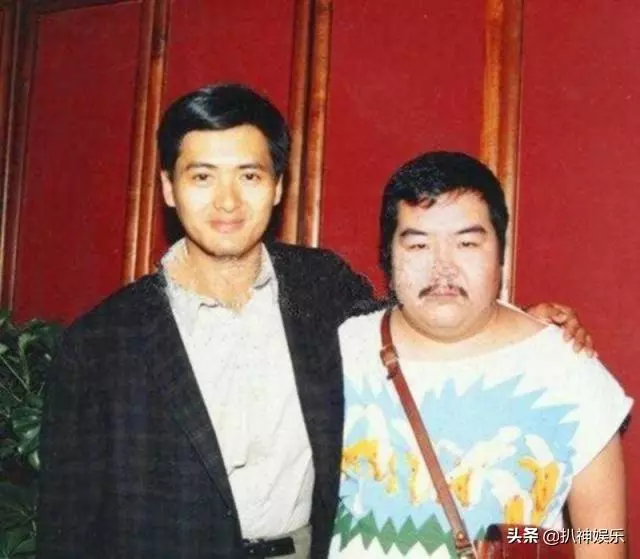 68歲影帝鄭則仕,曾欠下巨債沒錢吃飯,好友散盡,美妻不離不棄