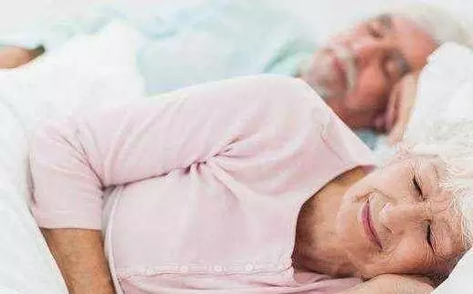 為什麼睡很久還是很累?睡眠好,人才長壽,睡覺前不要犯這些錯誤