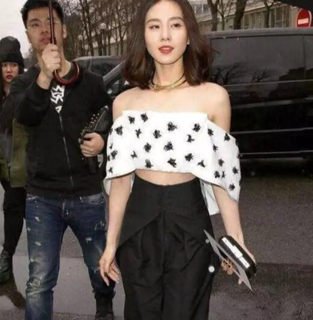 劉詩詩意外水早破,喜迎一對6斤重雙胞胎,吳奇隆:母子平安 !