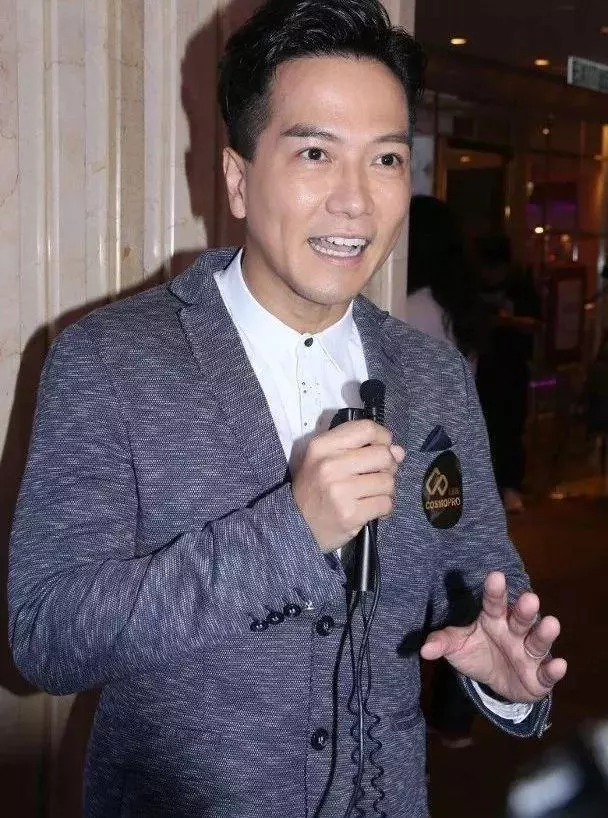 做人老豆不容易!46歲TVB男星自爆兒子學費太貴:要多掙外快