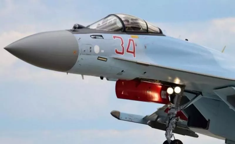 蘇-35性能不如中國最新型三代機,為何我們空軍依然愛不釋手?