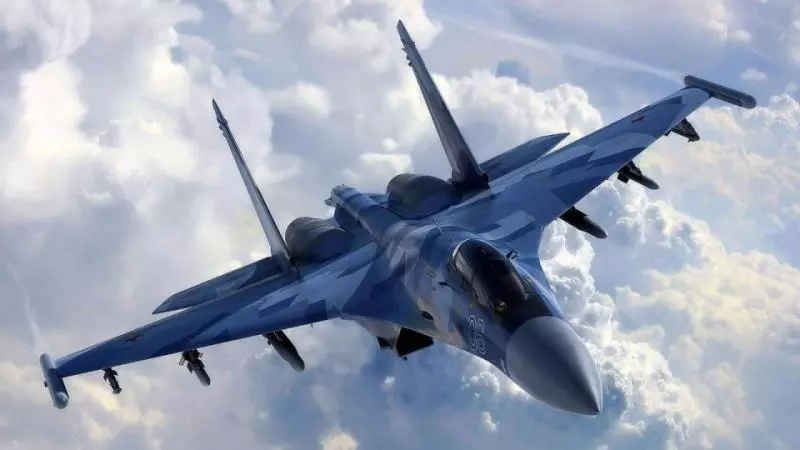 蘇-35性能不如中國最新型三代機,為何我們空軍依然愛不釋手?