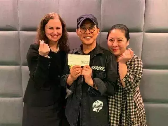 李連杰現身神采奕奕,自曝多次被傳死亡,向太差點去參加追悼會!