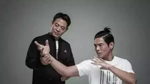 李連杰現身神采奕奕,自曝多次被傳死亡,向太差點去參加追悼會!