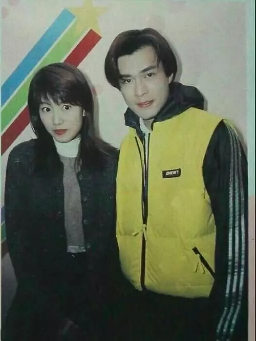 古天樂唯一承認過的女友!44歲「夢姑」與人聚餐,皮膚白皙仍美貌