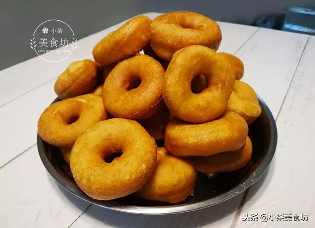 麵包圈這樣做真好吃,我家孩子吃一次不過癮,比油餅好吃多了