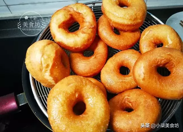 麵包圈這樣做真好吃,我家孩子吃一次不過癮,比油餅好吃多了
