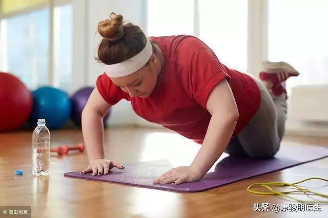 39歲女子,半夜心梗離世,醫生:2件事做太多,對身體不好