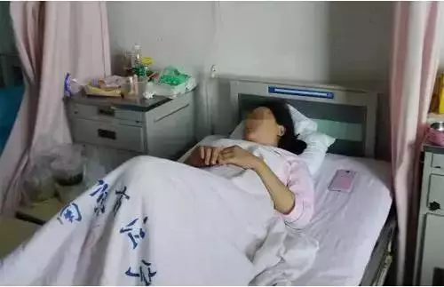 孕婦順產36天後,莫名掉出「一塊肉」!醫生檢查,怒罵老公禽獸不如!