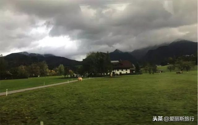奧地利之旅:走進全球最美小鎮,雖凍得叫人故作堅強,風光值回了