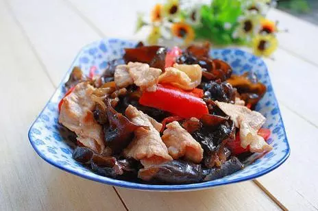 幾道經典家常菜,上桌有面子很下飯,色香味俱全,輕鬆光碟!