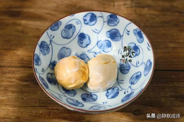 豆腐的這個做法,不油不膩,鮮香滑嫩,特別適合老人孩子吃
