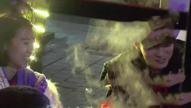 網傳張丹峰和畢瀅重慶碰面,畢瀅越來越漂亮,二人同回酒店一間房!