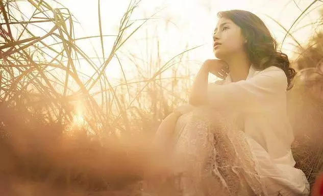 我覺堂姐太天真竟找了個窮小子 見到堂姐夫的爸媽 我瞠目結舌