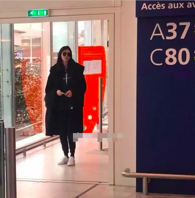 超醒目!何猷君正式帶女友見家長,奚夢瑤對賭王四太不斷獻殷勤!