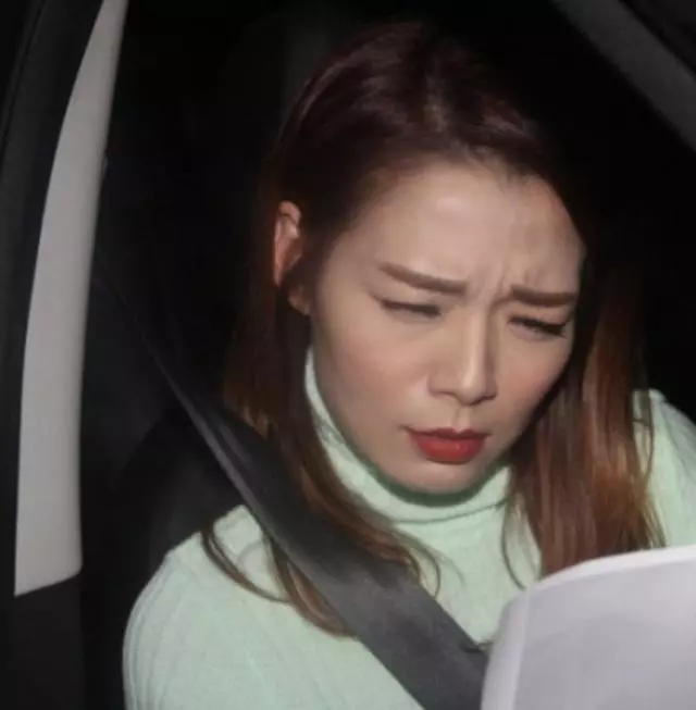 離婚後如獲新生,37歲呂慧儀大曬螞蟻腰,90後都被她比下去了!