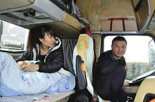 為什麼貨車司機一般都會帶著老婆一起跑貨?一位老司機偷偷告訴你「實情」