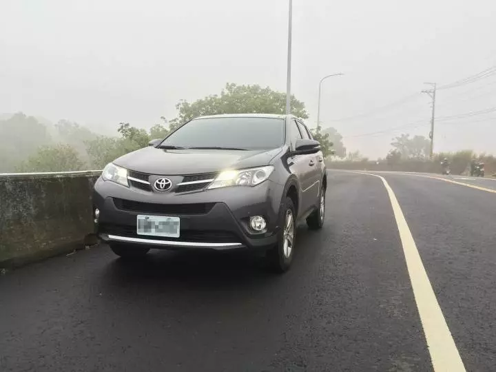 五代RA4試駕心得:顏值安全進步明顯但隔音駕駛感受退步 - Toyota - 汽車討論區
