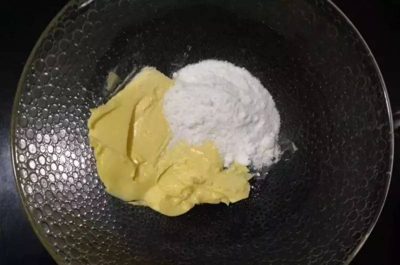 比網上賣的肉鬆餅好吃太多!一盤肉鬆酥餅配方給你了