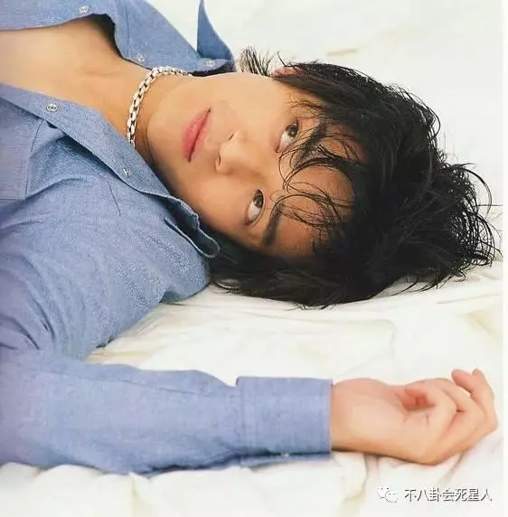 陳曉東近照曝光!臉竟然歪掉!歷經師徒反目、經紀人想不開離世、整容失敗!粉絲慘叫:還我昔日男神!