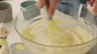 顏值逆天!驚呆客人的菠蘿蛋糕,你們猜一個賣多少錢?