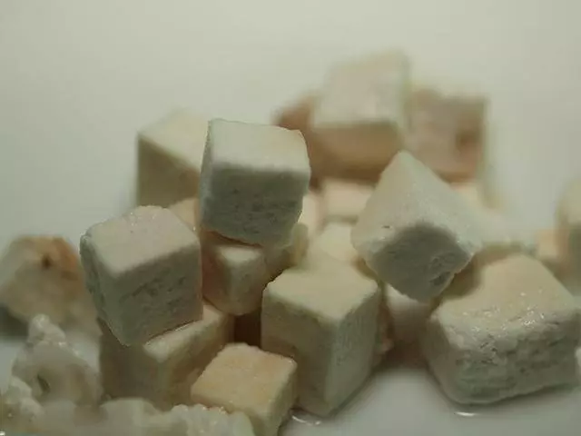 肚子上肥肉多的人,這三味中藥一起燉煮,從174降到103斤,瘦完太完美了
