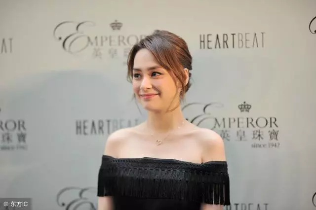 36歲阿嬌(鍾欣桐)近照曝光,美若天仙,網友:冠希哥後悔嗎?