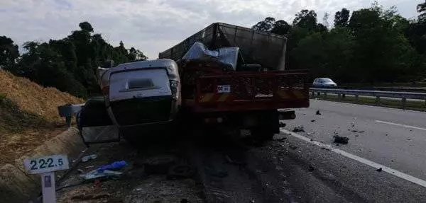 拖車撞羅厘 釀2死1傷慘劇