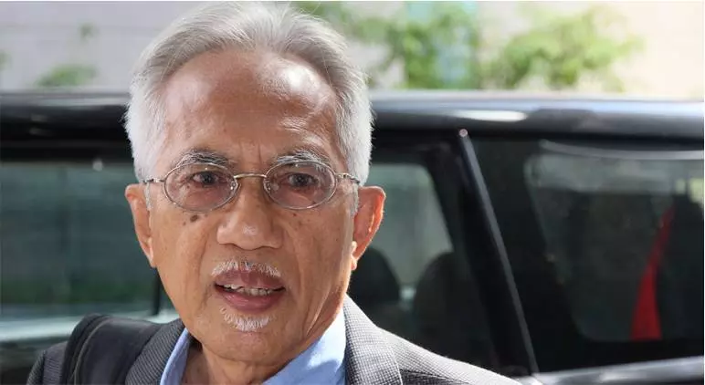撤羅馬規約:卡迪暗批某大臣吃裡扒外,促王子走下高位參政