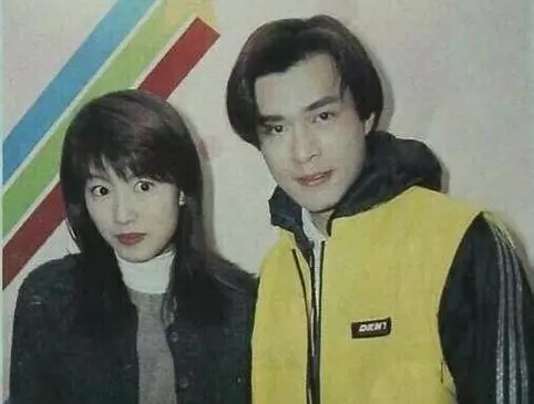 古天樂唯一承認的女友,44歲依然膚白貌美,同框胡定欣恍若凍齡!