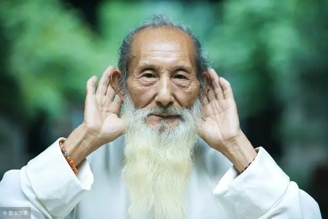 人體自帶8個急救穴位,記牢了,緊急情況下可以救人性命