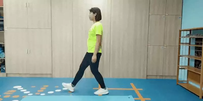 腰部疼痛,幾個小動作幫你快速緩解!